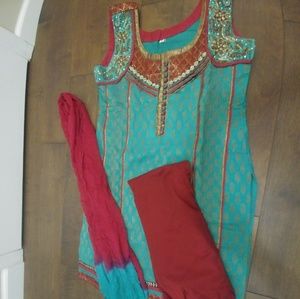 Indian Dress with skinny bottom and duppatta